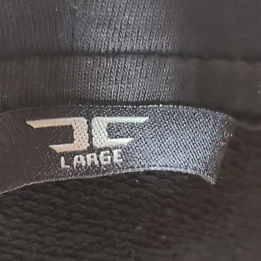 Distressed shirt - Picture 11 of 12
